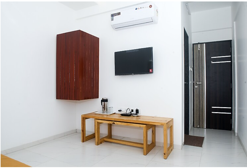 Deluxe Double Bed Rooms AC