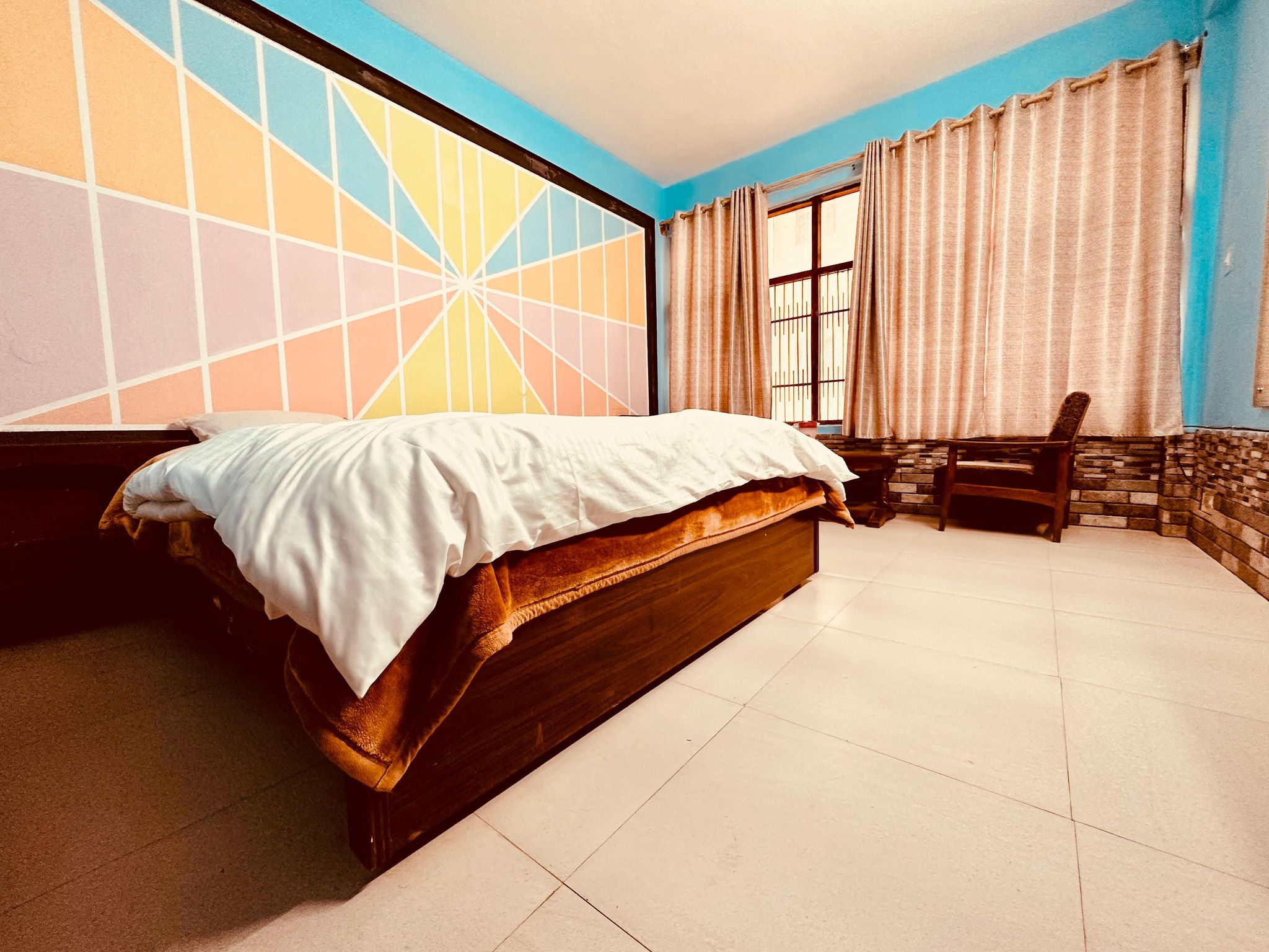  Hotel Daulat Deluxe Room 3