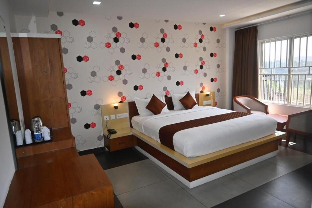 Theertha Inn Deluxe Room 3