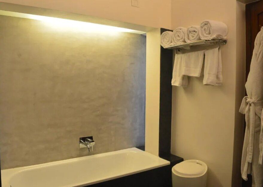 The Malabar House, Fort Kochi Deluxe Room with Bathtub 9