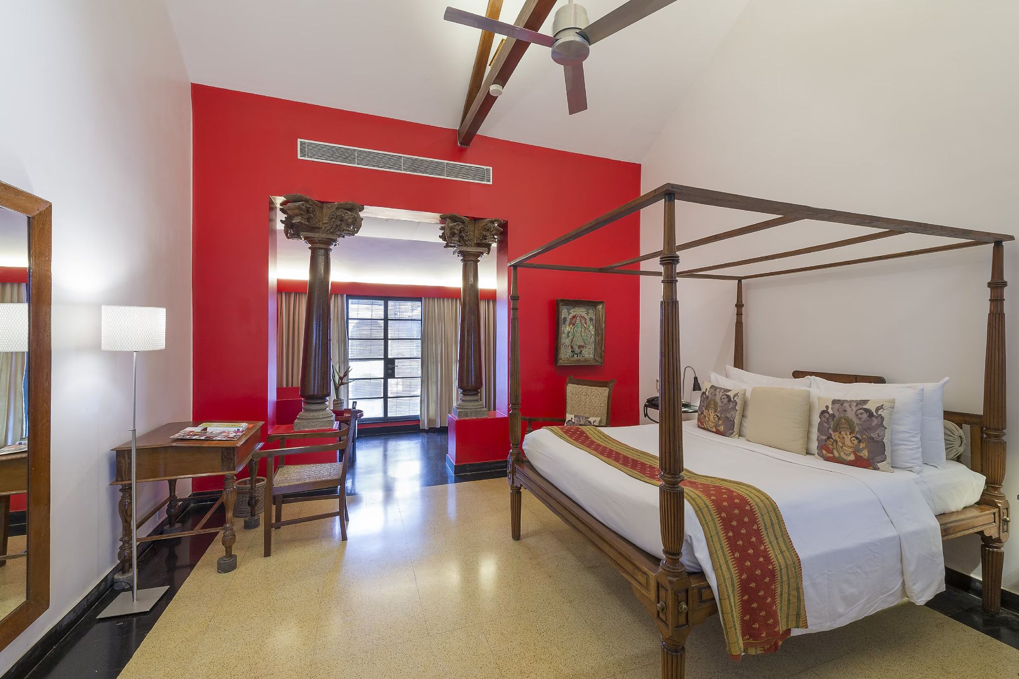 The Malabar House, Fort Kochi Deluxe Room with Bathtub 5