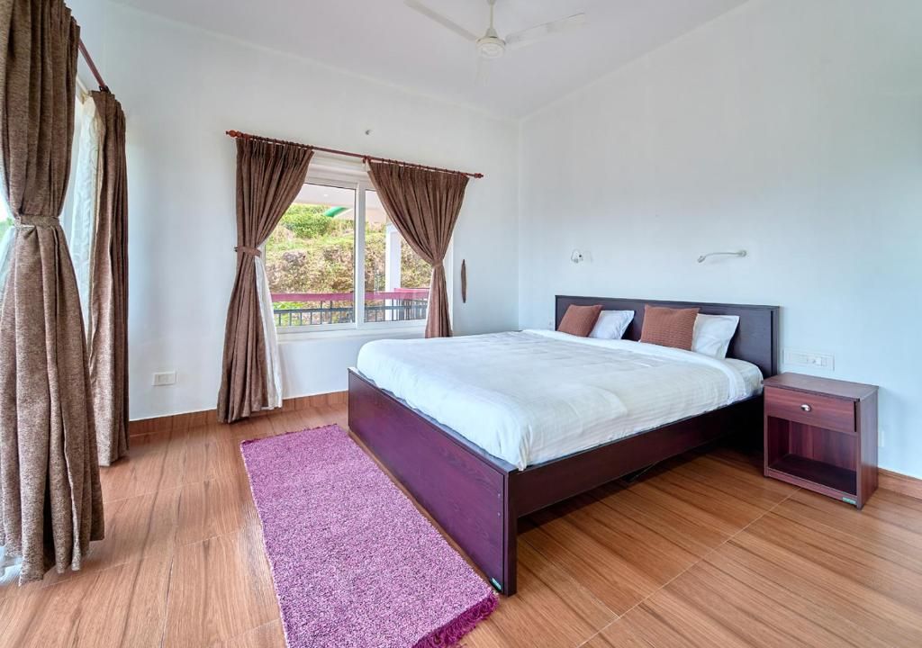 Standard Room with Valley view