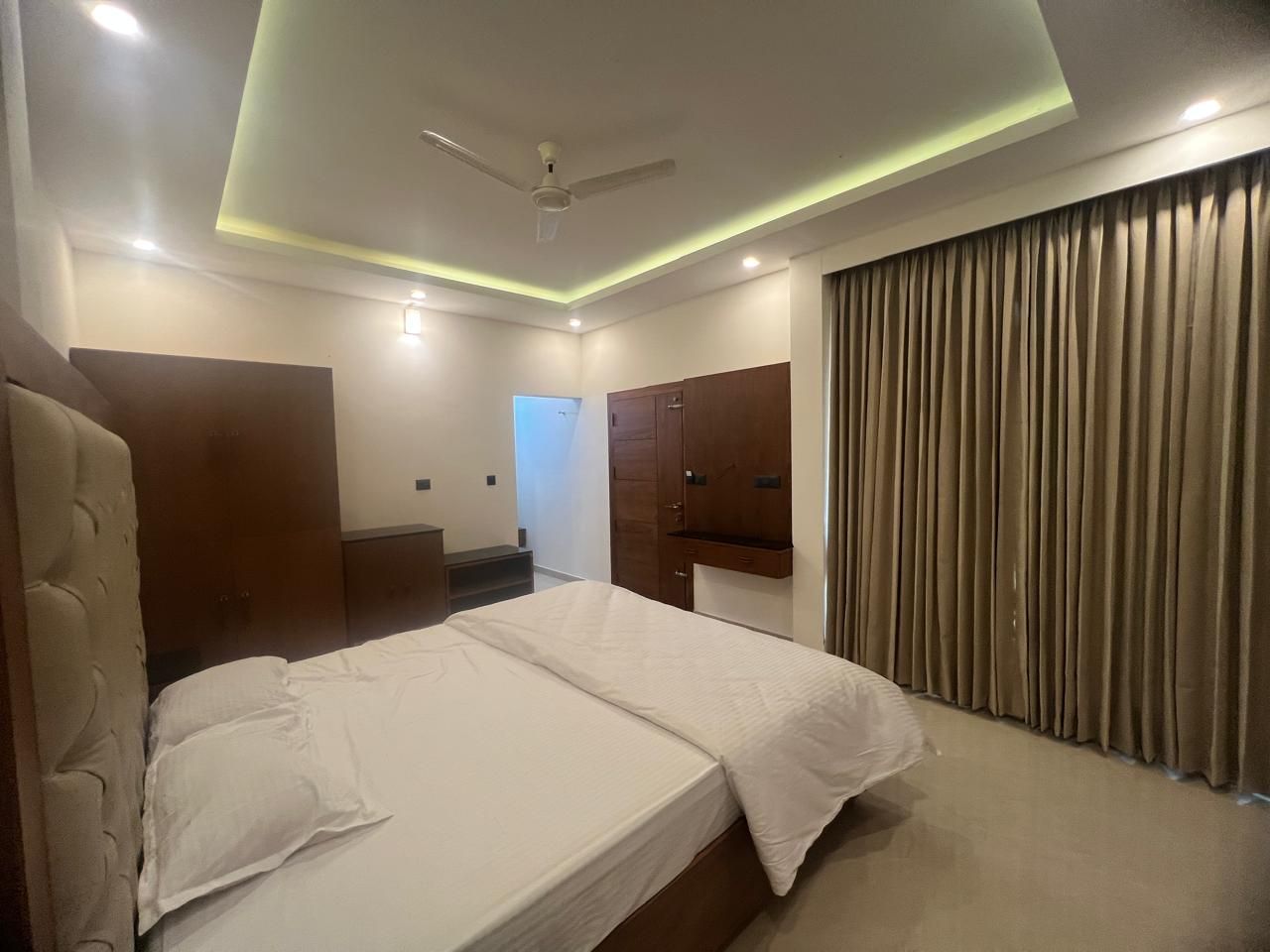 Deluxe Room with Balcony