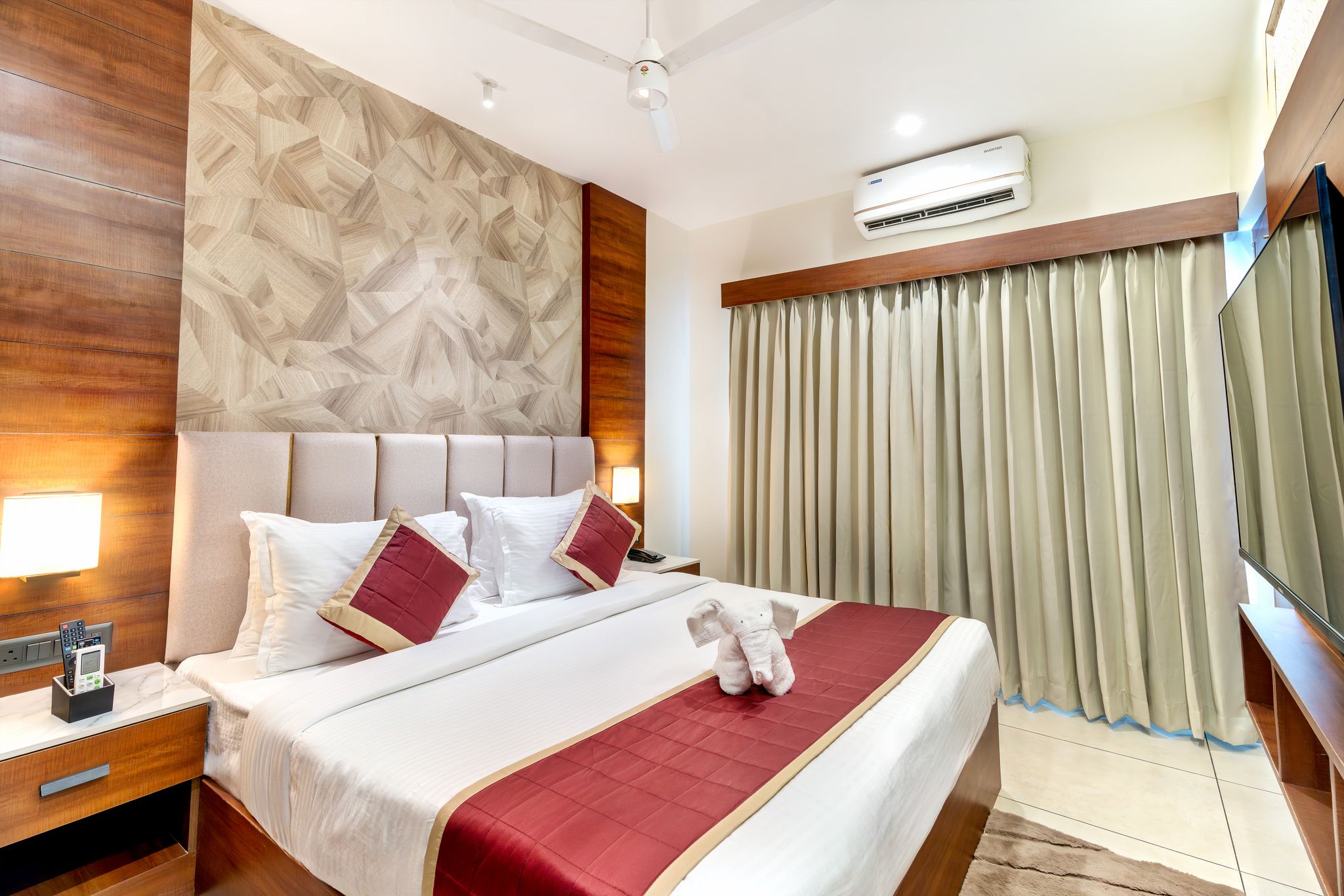 PASSIONS HOTEL Deluxe Double AC