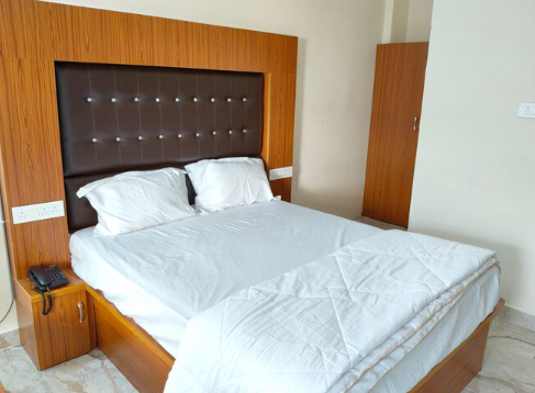 Executive Room Twin Bed Ac Room