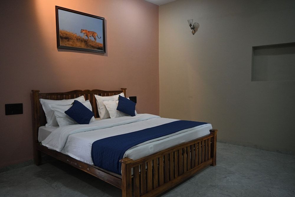 Superior Double or Twin Room, Balcony, Garden View