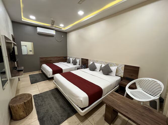  BABBA KI BAADI AC Deluxe Four Bed Room 3