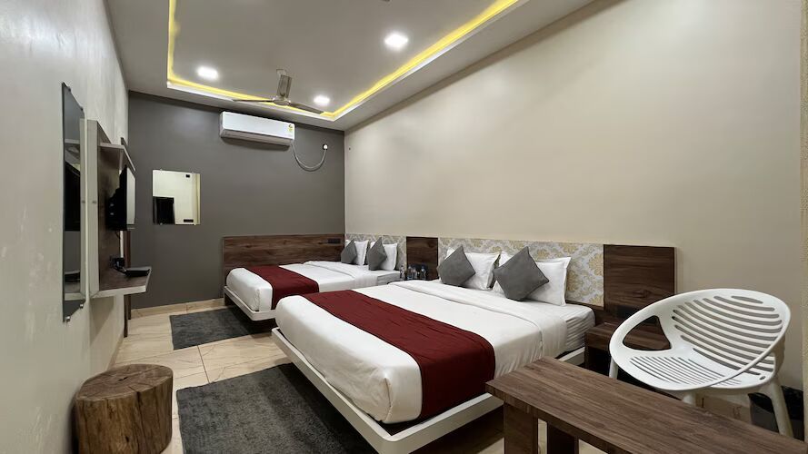  BABBA KI BAADI AC Deluxe Four Bed Room 2