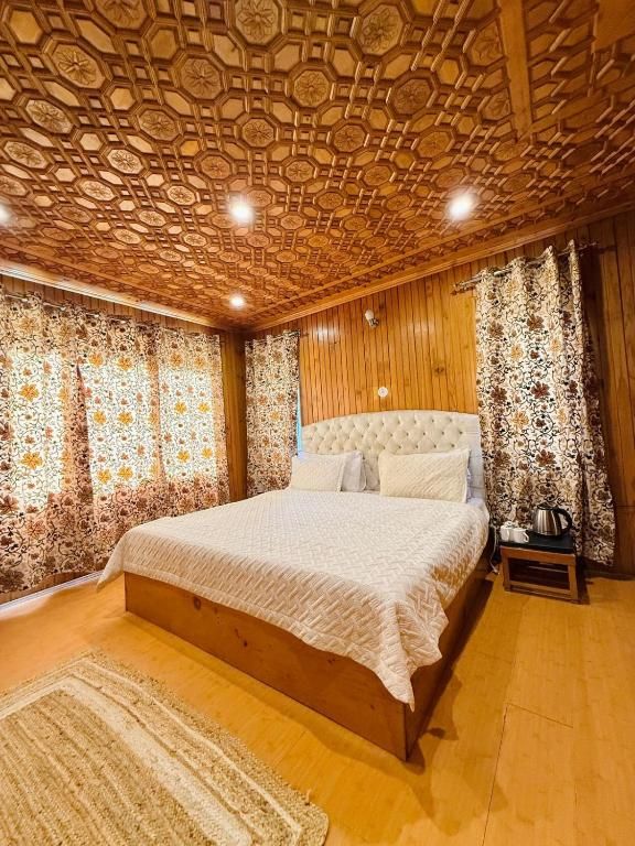 Pinus Hotel DOUBLE ROOM 2