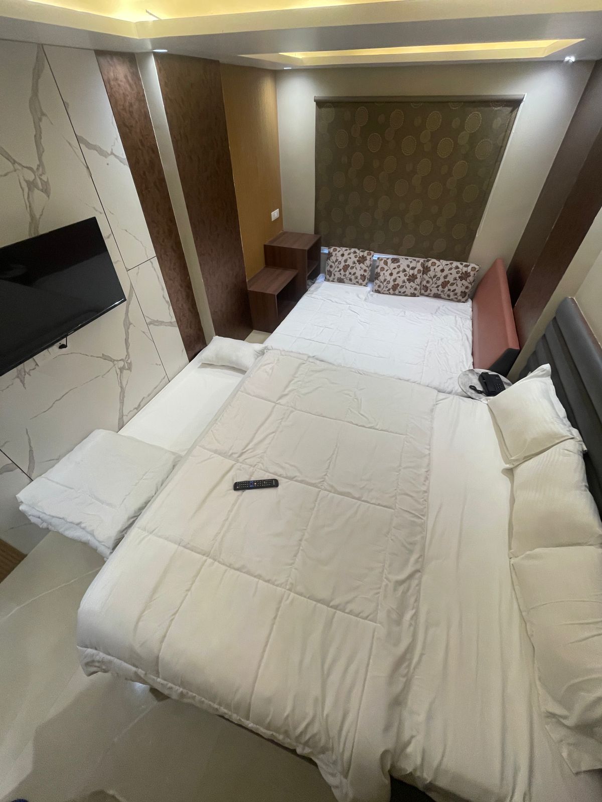3 Bed Suite Room