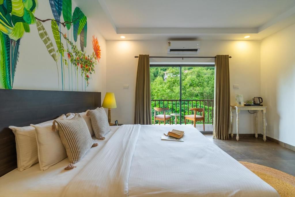 Cozy Deluxe Room With Forest View