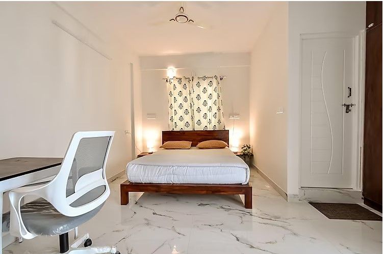 Queen Room with Balcony