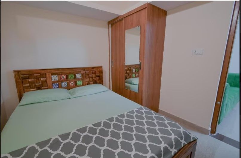 Compact One-Bedroom Apartment