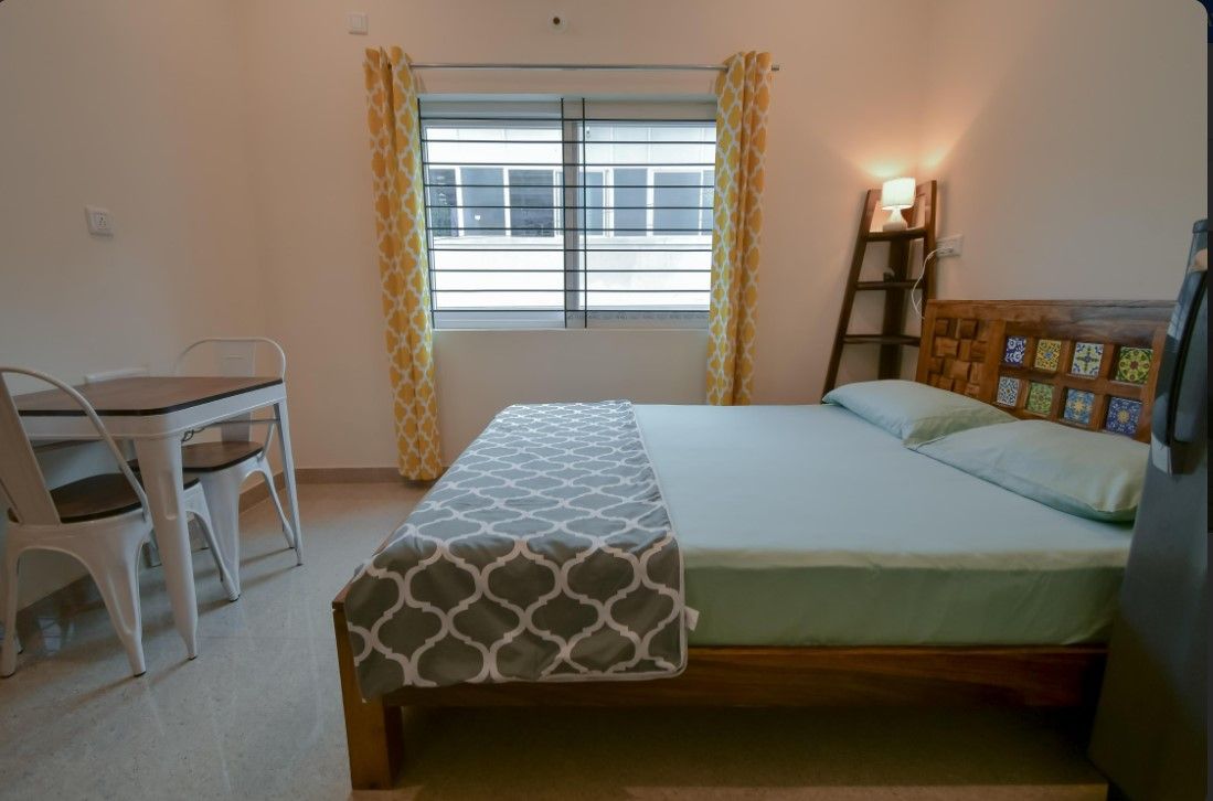 Studio Apartment with Kitchenette