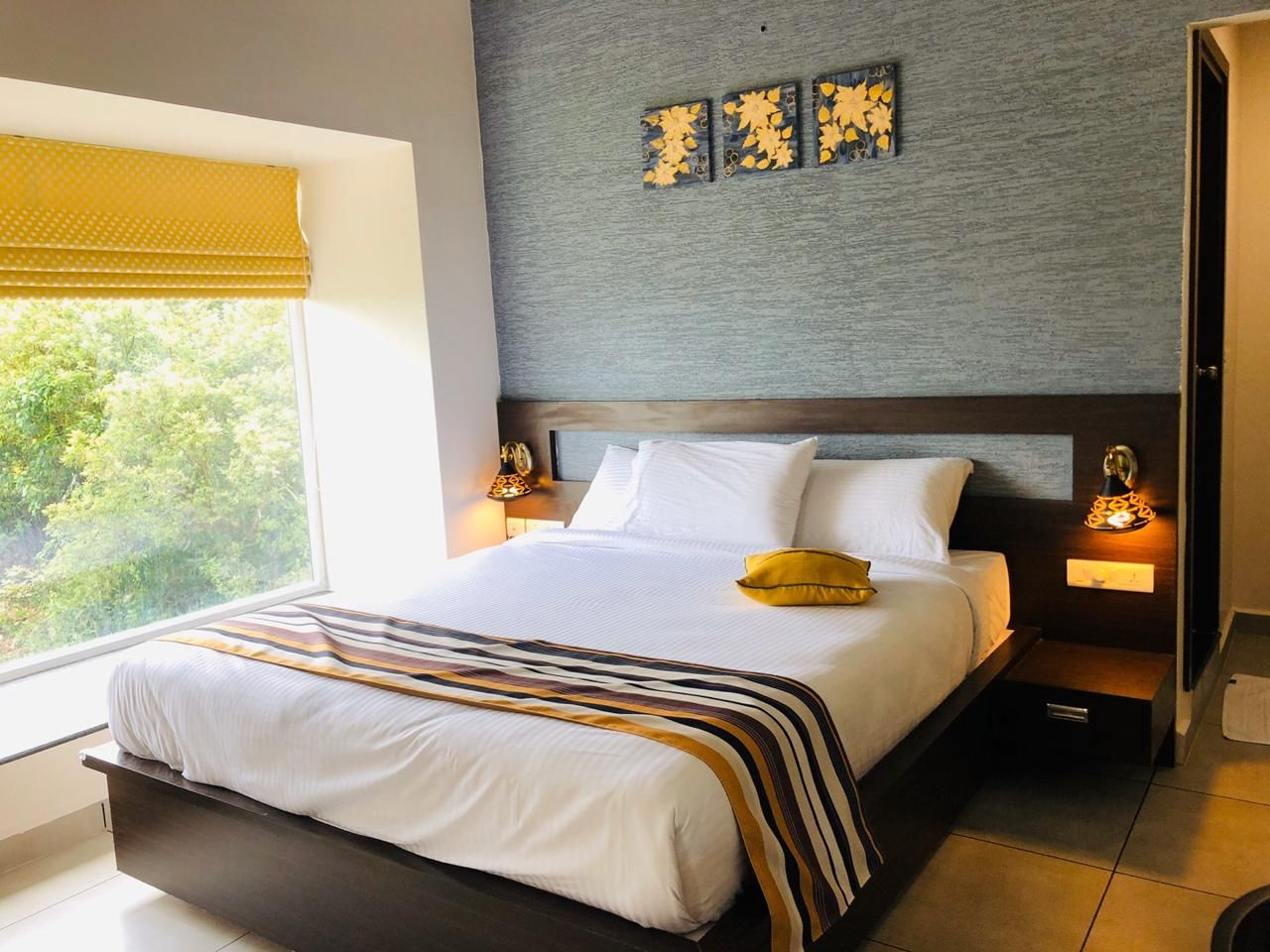 Super Deluxe with Balcony