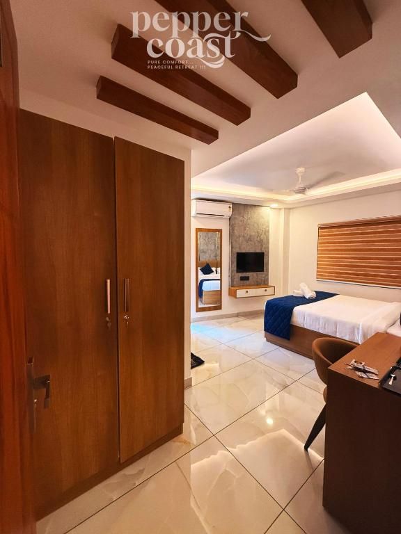 Super Deluxe Family Room