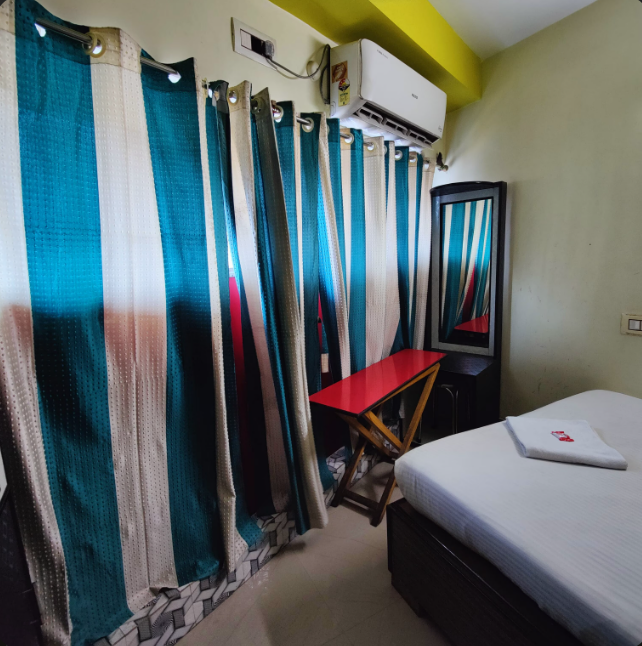 Ruby's Inn Deluxe Room 5