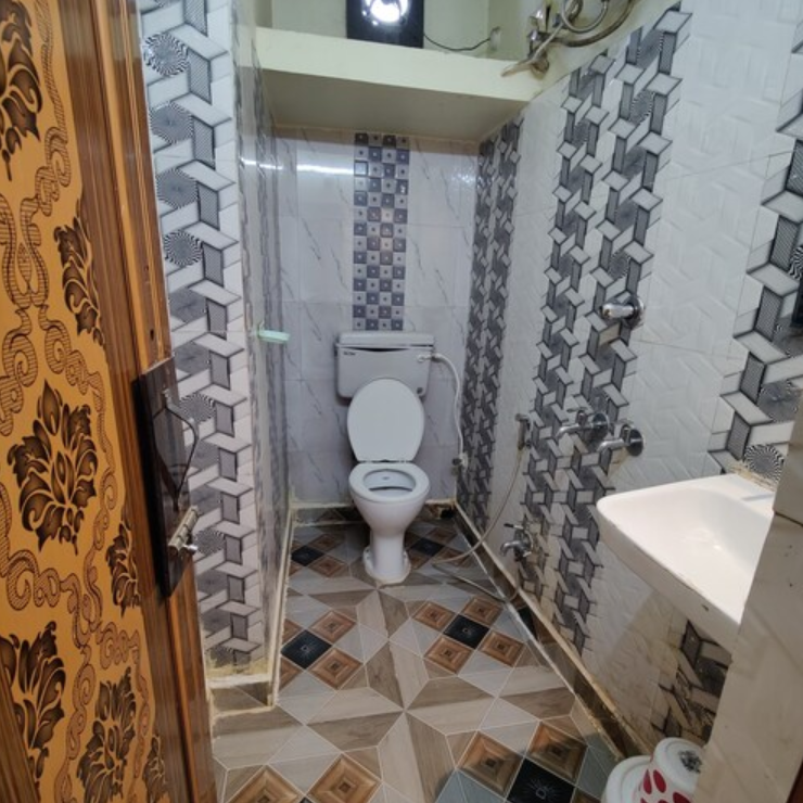 Ruby's Inn Deluxe Room 6