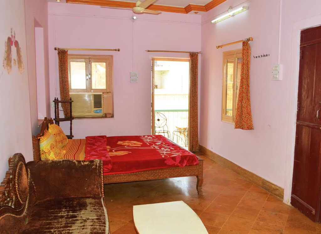 Hotel Nutella Jaisalmer Deluxe room  5