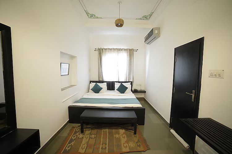Banjara Heritage Deluxe Room 4