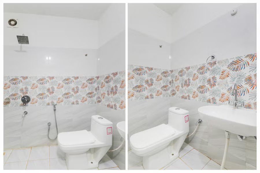 Mahaveer Palace Deluxe Room 11