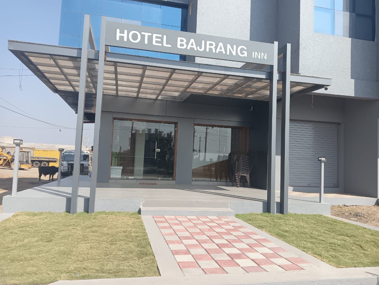 HOTEL BAJRANG INN