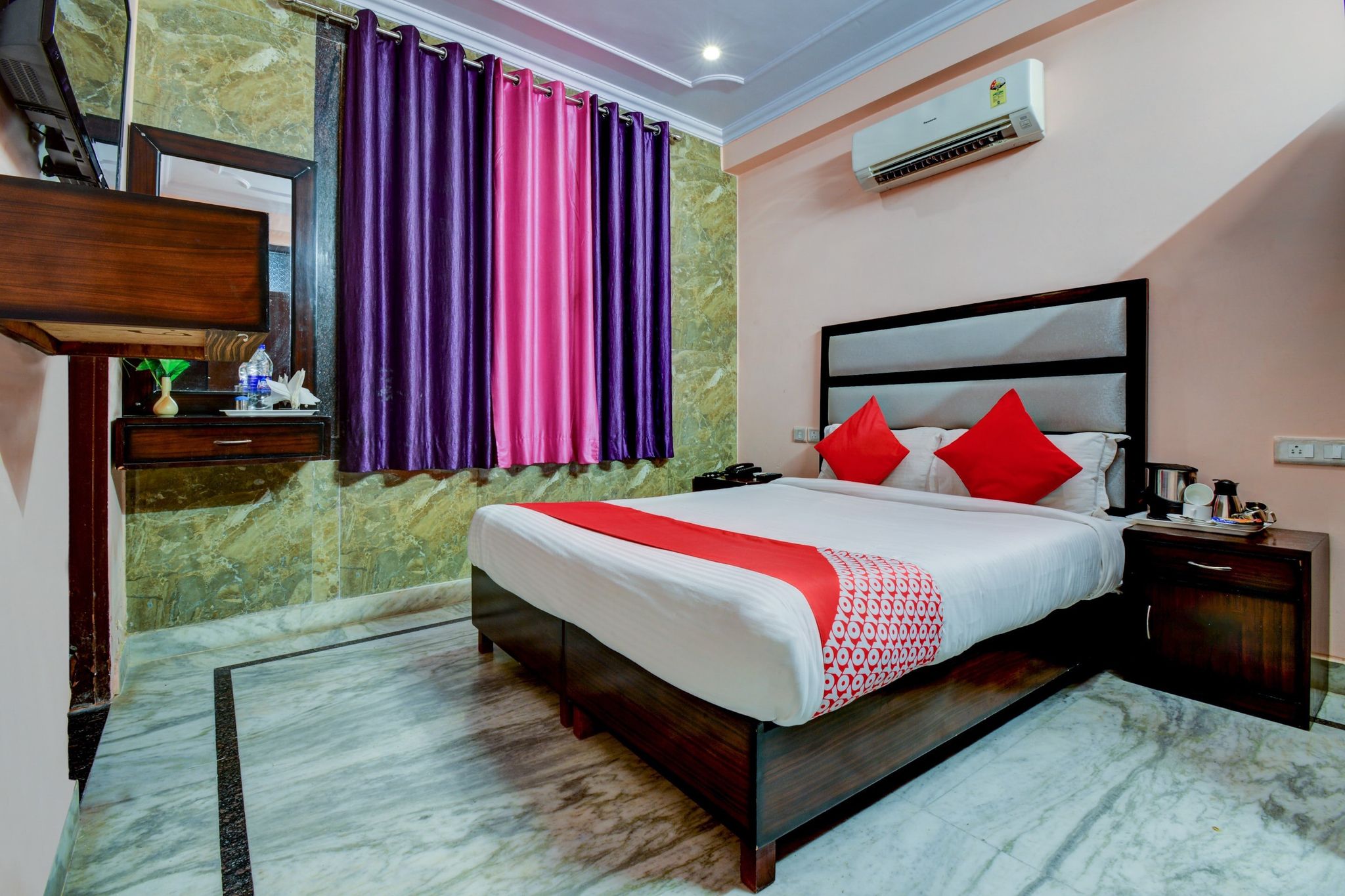 Hotel Grand Akshay Deluxe Room 6