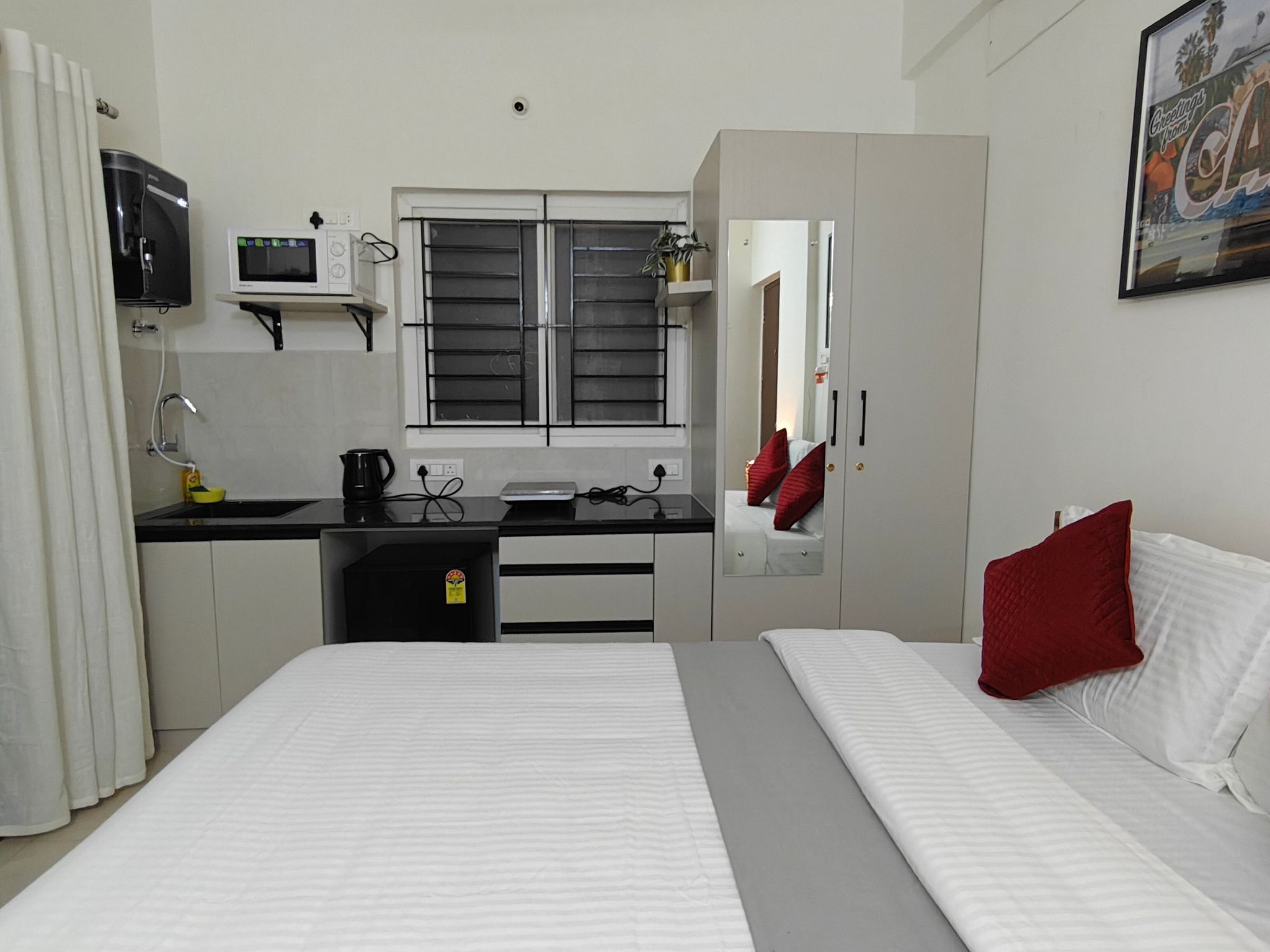 3 Home Tales by Tipiverse, Brookefield Room (Non AC) with Kitchen & Balcony 2