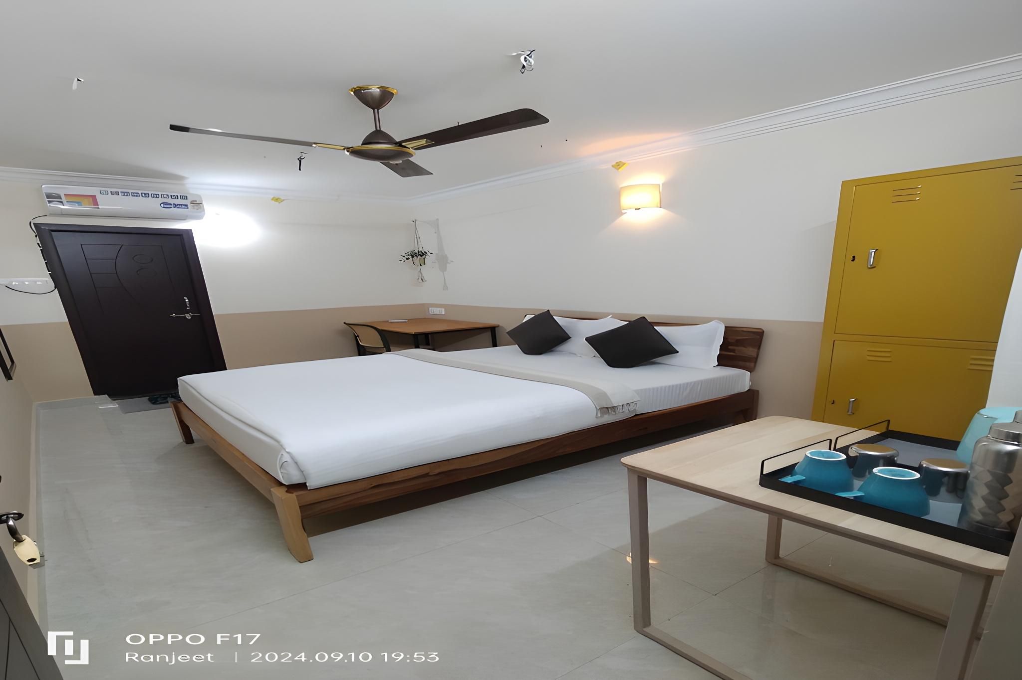 Street View Room (AC) with Balcony