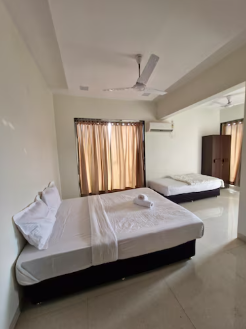 ILIF 2801 Dream Holidays, Lonavala Deluxe AC Room
