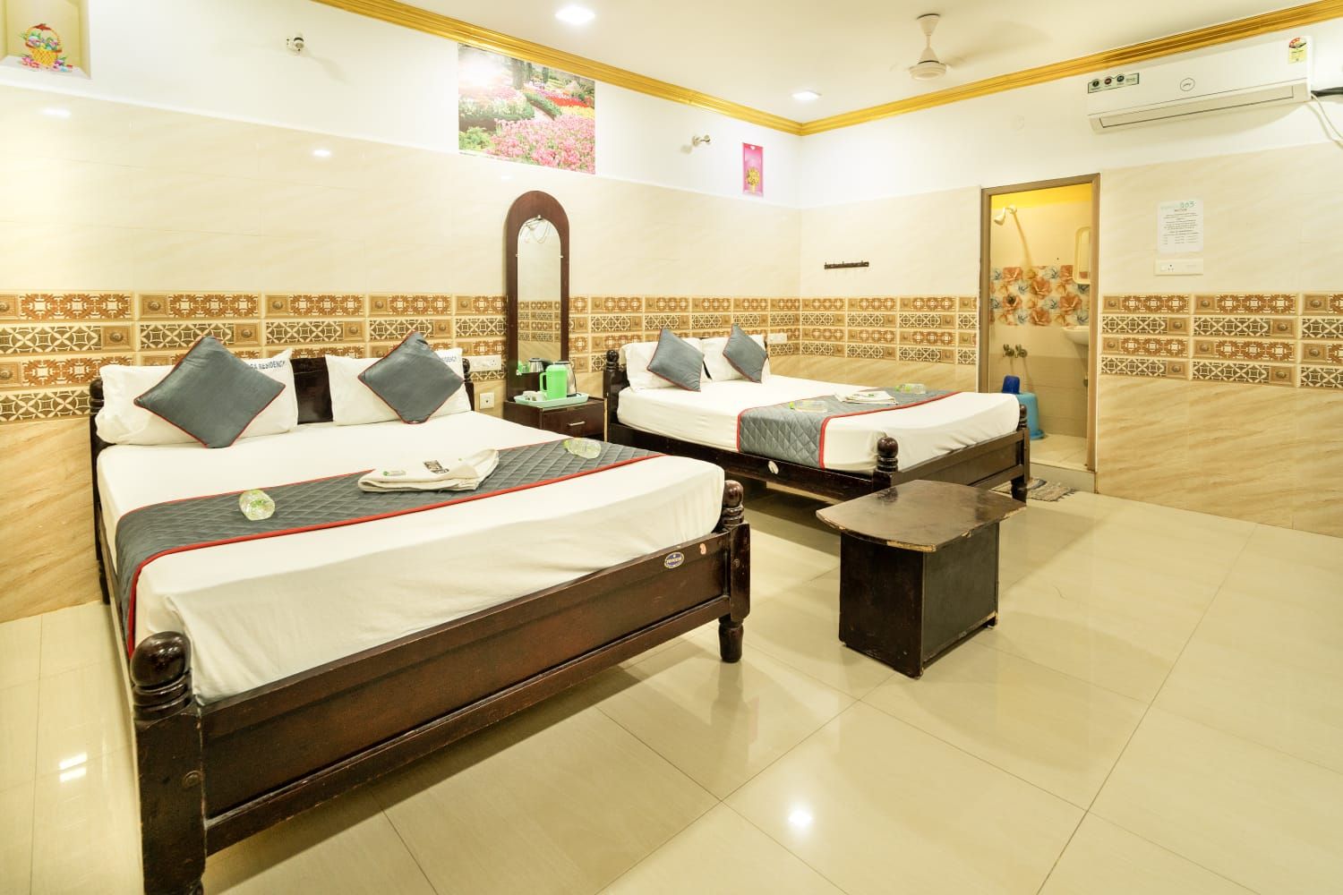 DELUXE FAMILY SUITE AC