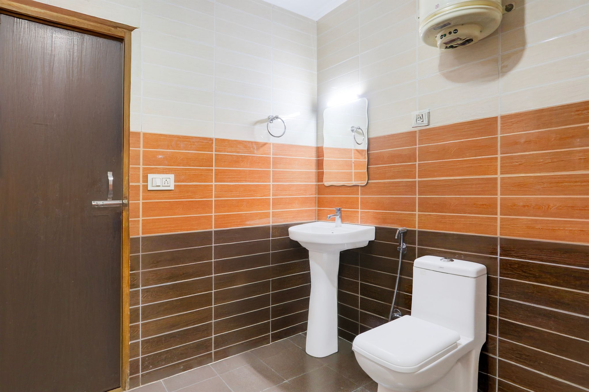 Hotel O Mall Road Near Gurudwara Manali Formerly Green View Classic 17