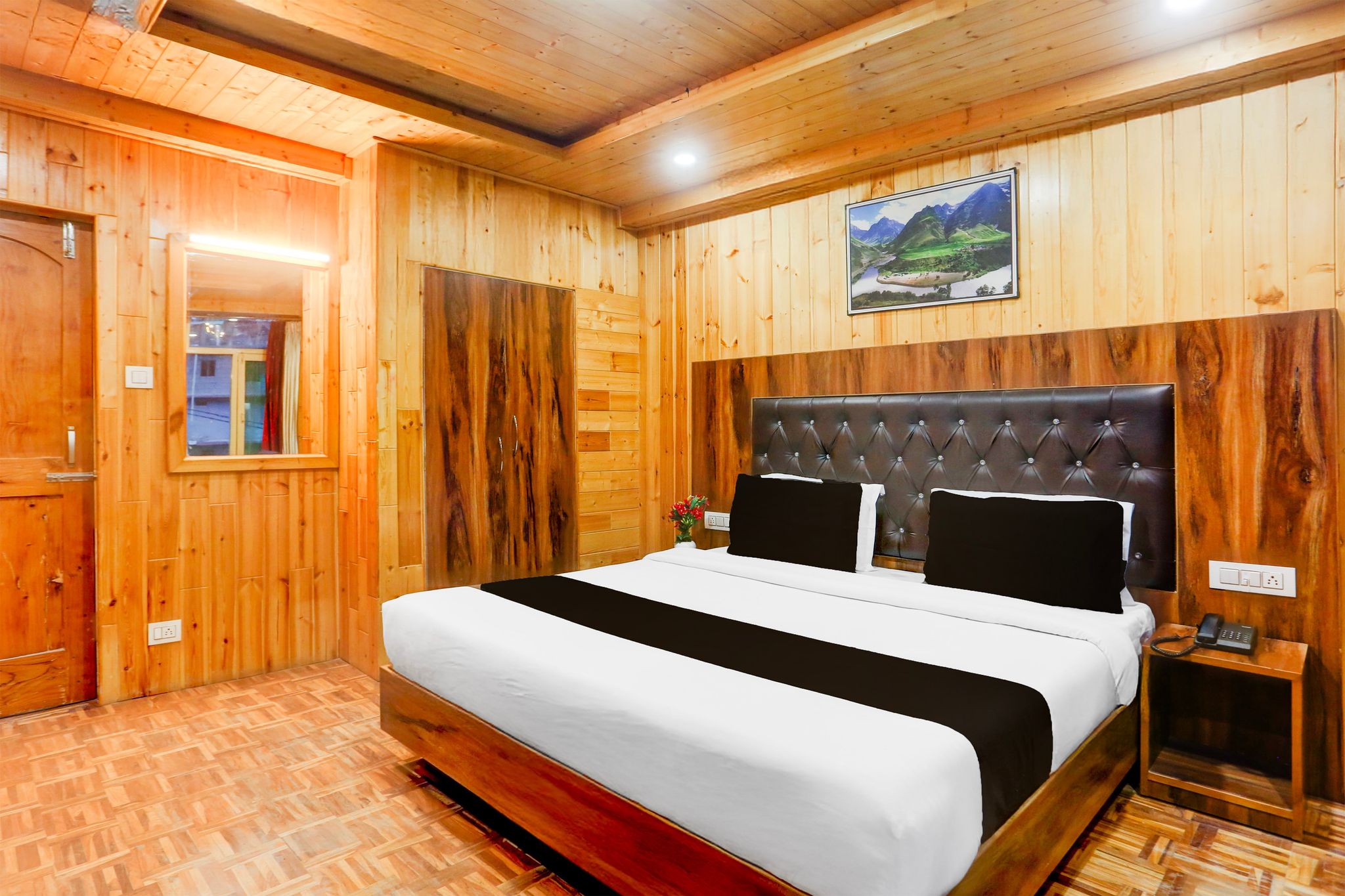Hotel O Mall Road Near Gurudwara Manali Formerly Green View Classic 2