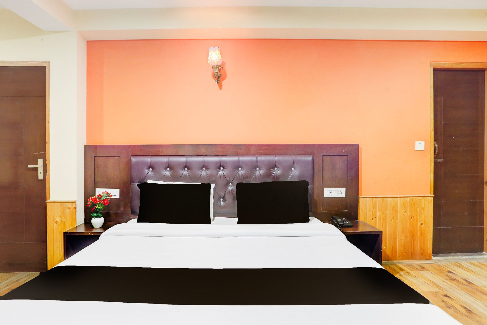 Hotel O Mall Road Near Gurudwara Manali Formerly Green View Classic 12