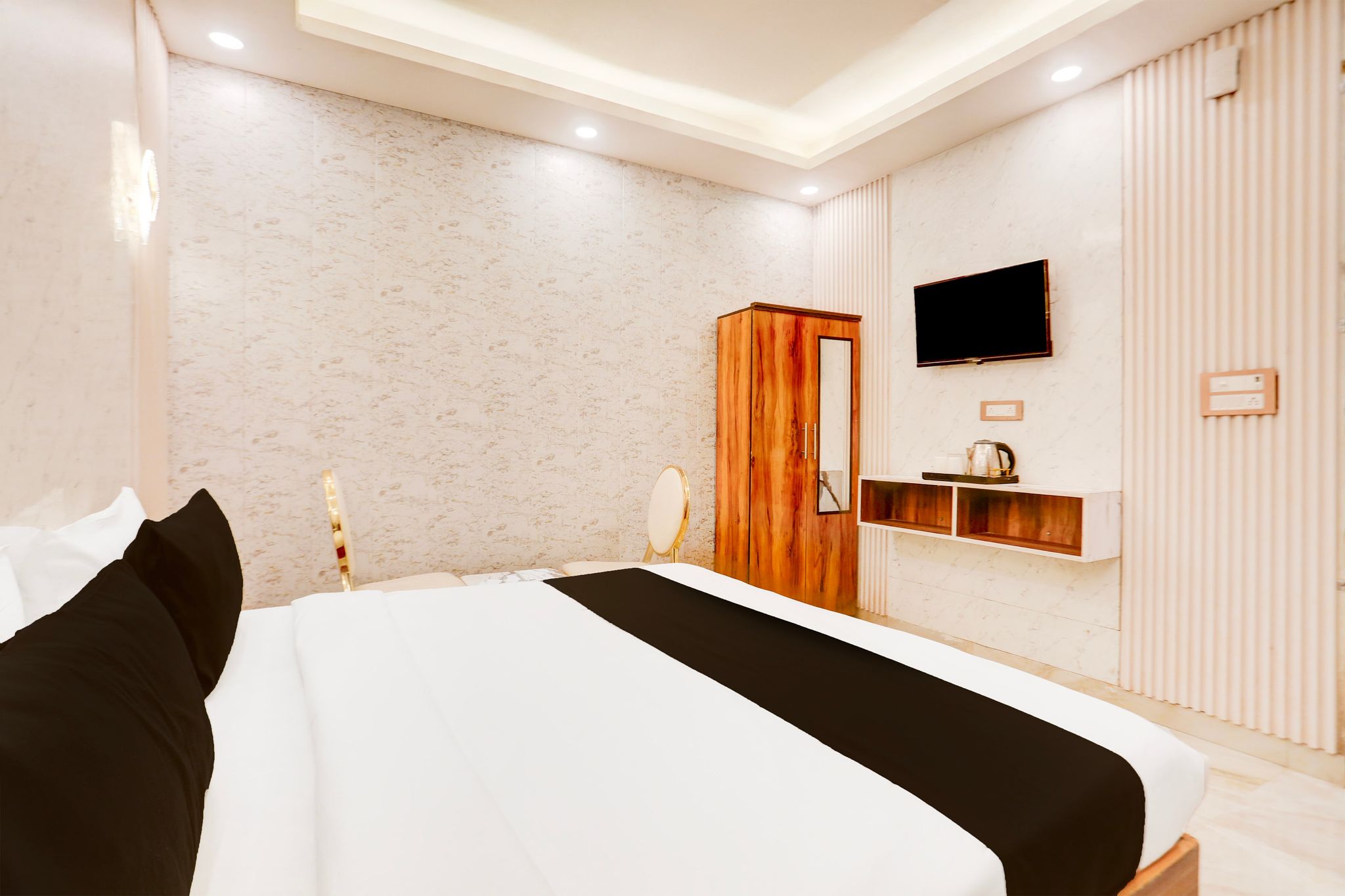 Super Townhouse Faridabad Railway Station Formerly Hotel Royals Paradaise Classic 9