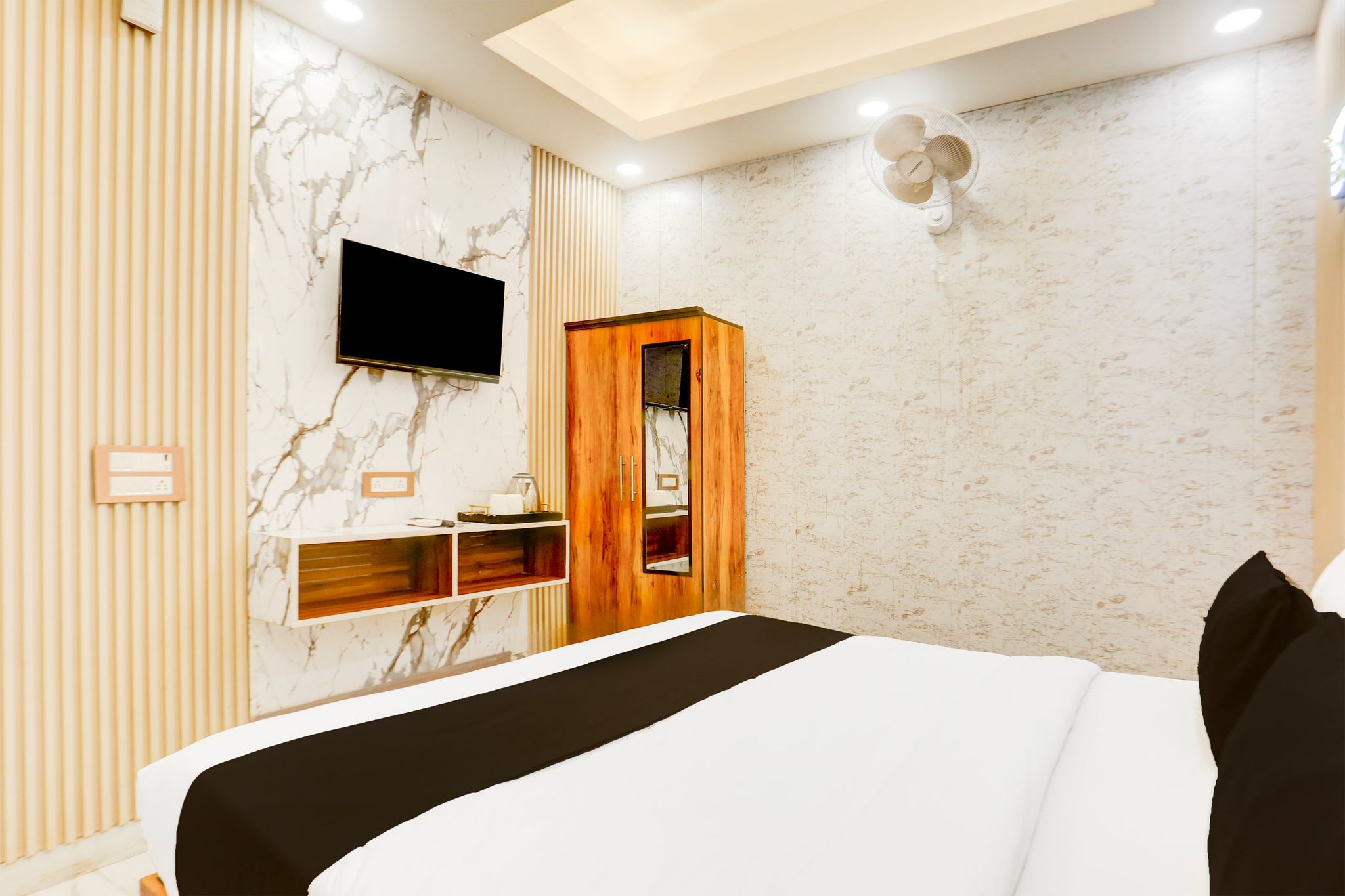 Super Townhouse Faridabad Railway Station Formerly Hotel Royals Paradaise Classic 5