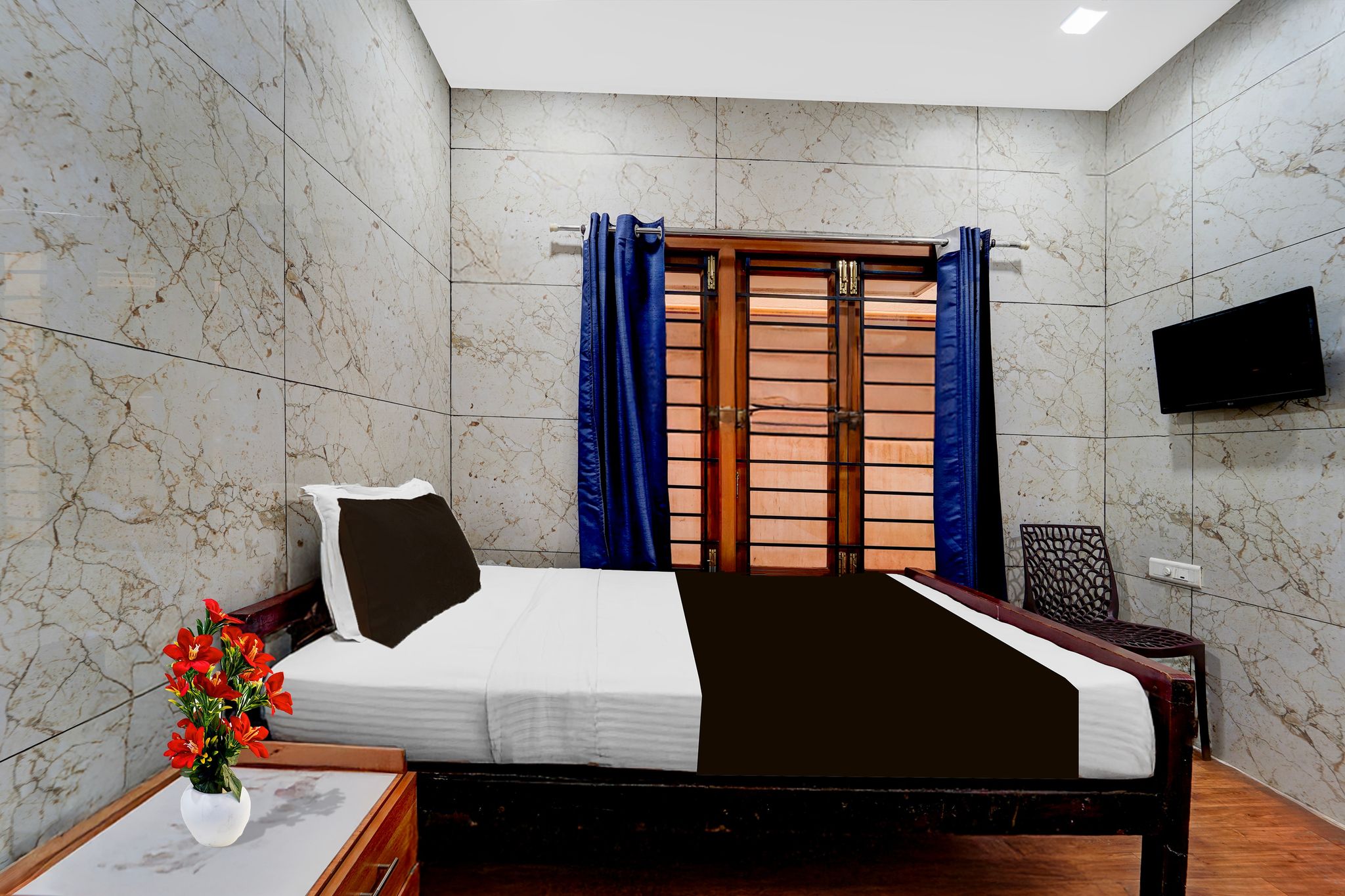 Super Collection O Omni Bus Terminal Gandhipuram Formerly Apple Grand Deluxe 3