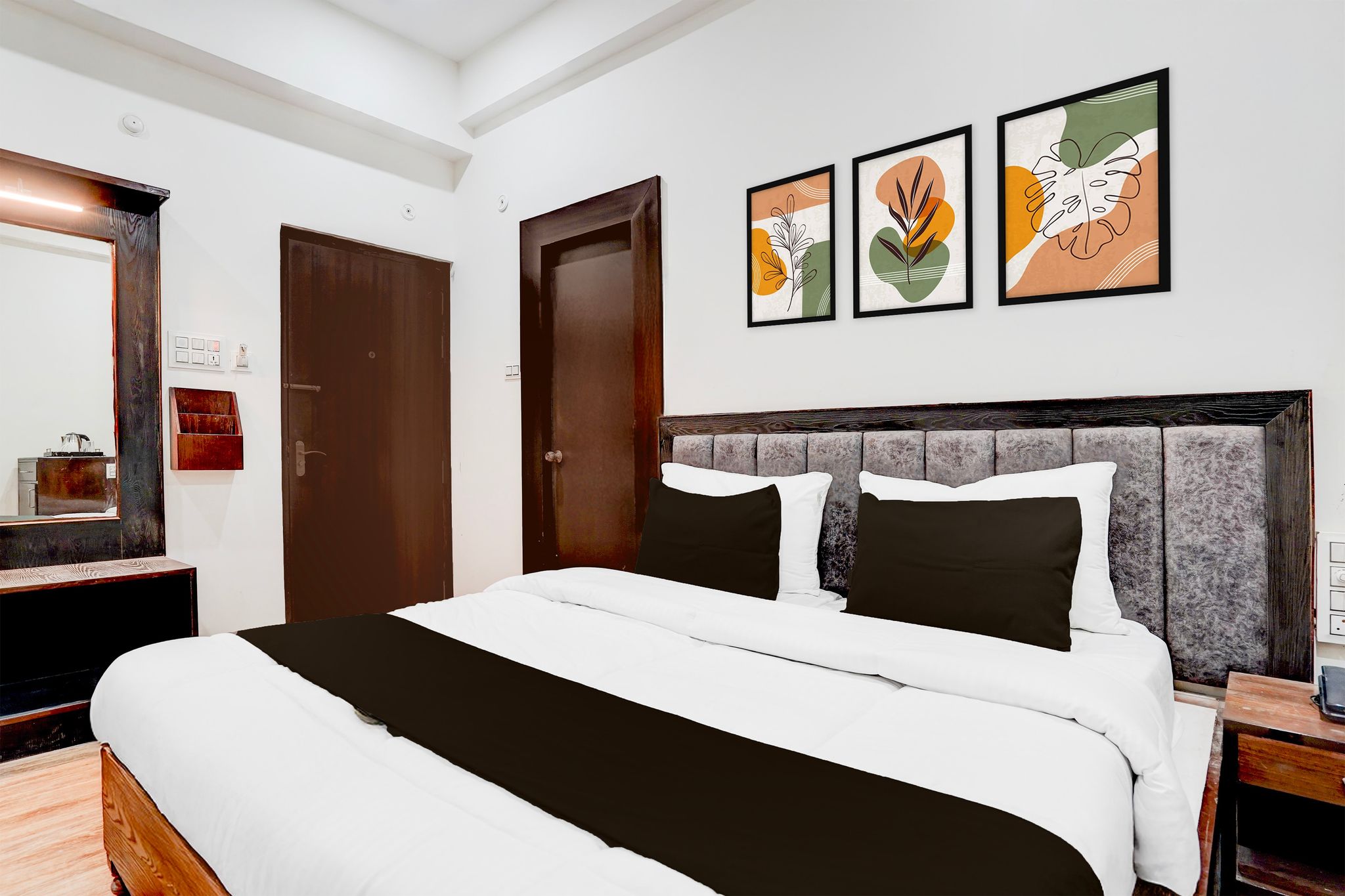 Palette Hotel and Resort Sarnath Temple Classic 11