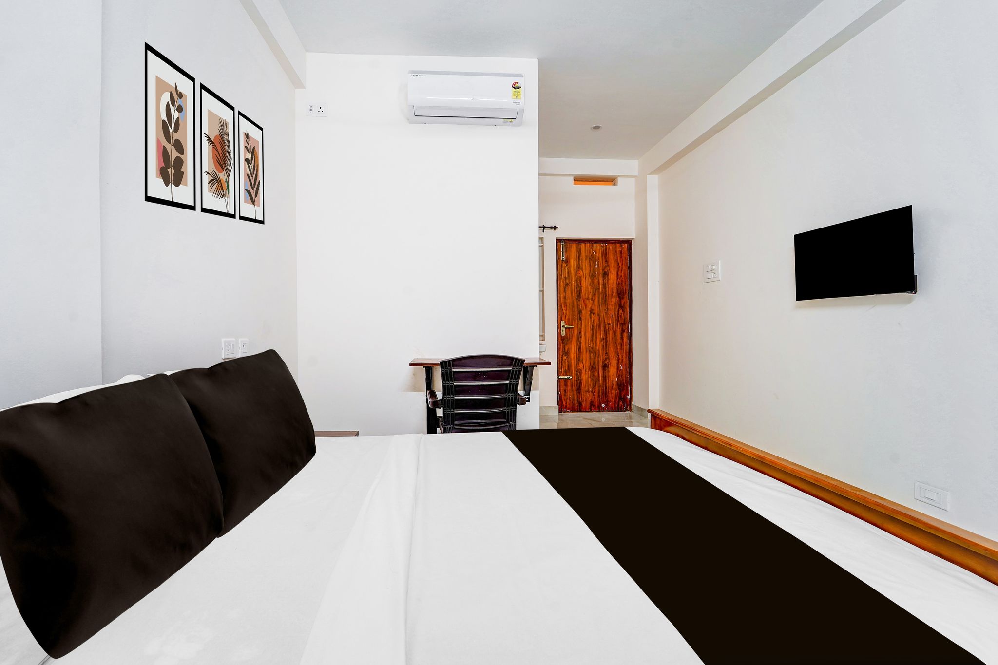 Super Collection O RS Puram North Railway Station Formerly RG Residency Classic 8