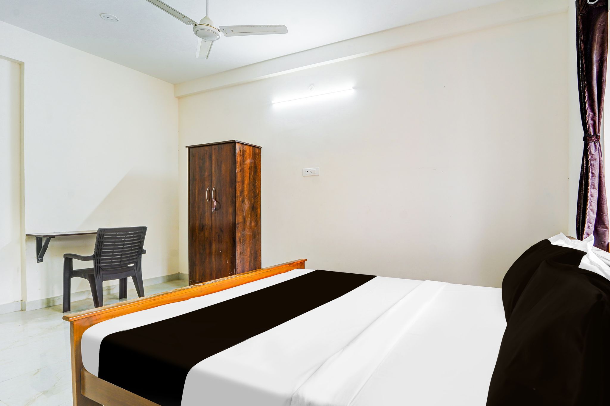 Super Collection O RS Puram North Railway Station Formerly RG Residency Classic