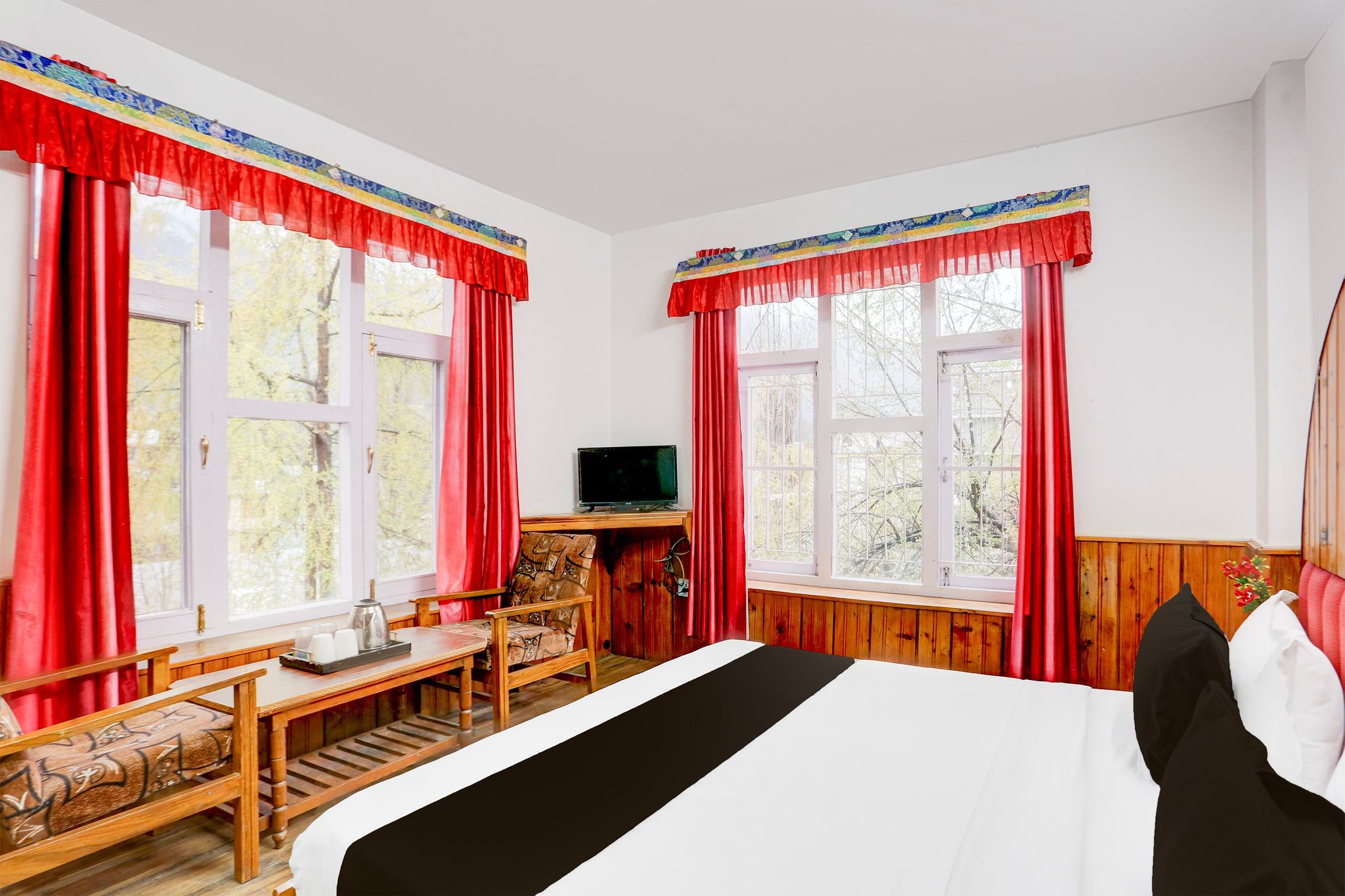 Collection O Mall Road Manali Downtown Hadimba Temple Formerly Hotel Shambhala