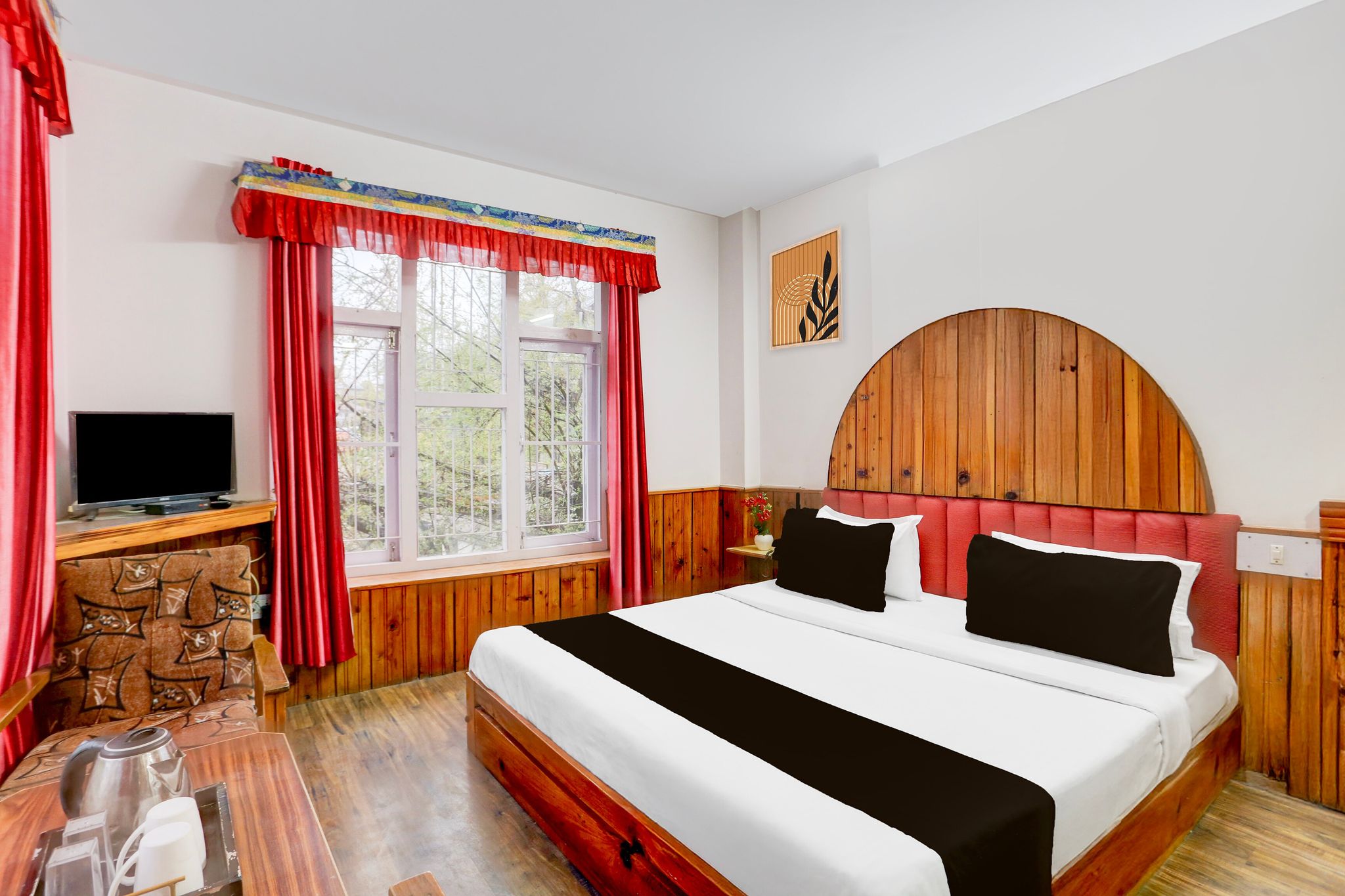 Collection O Mall Road Manali Downtown Hadimba Temple Formerly Hotel Shambhala
