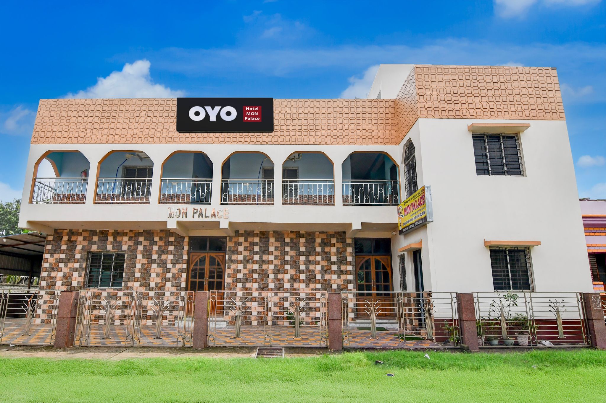 Hotel O Durgapur Near NSHM College Formerly MON Palace