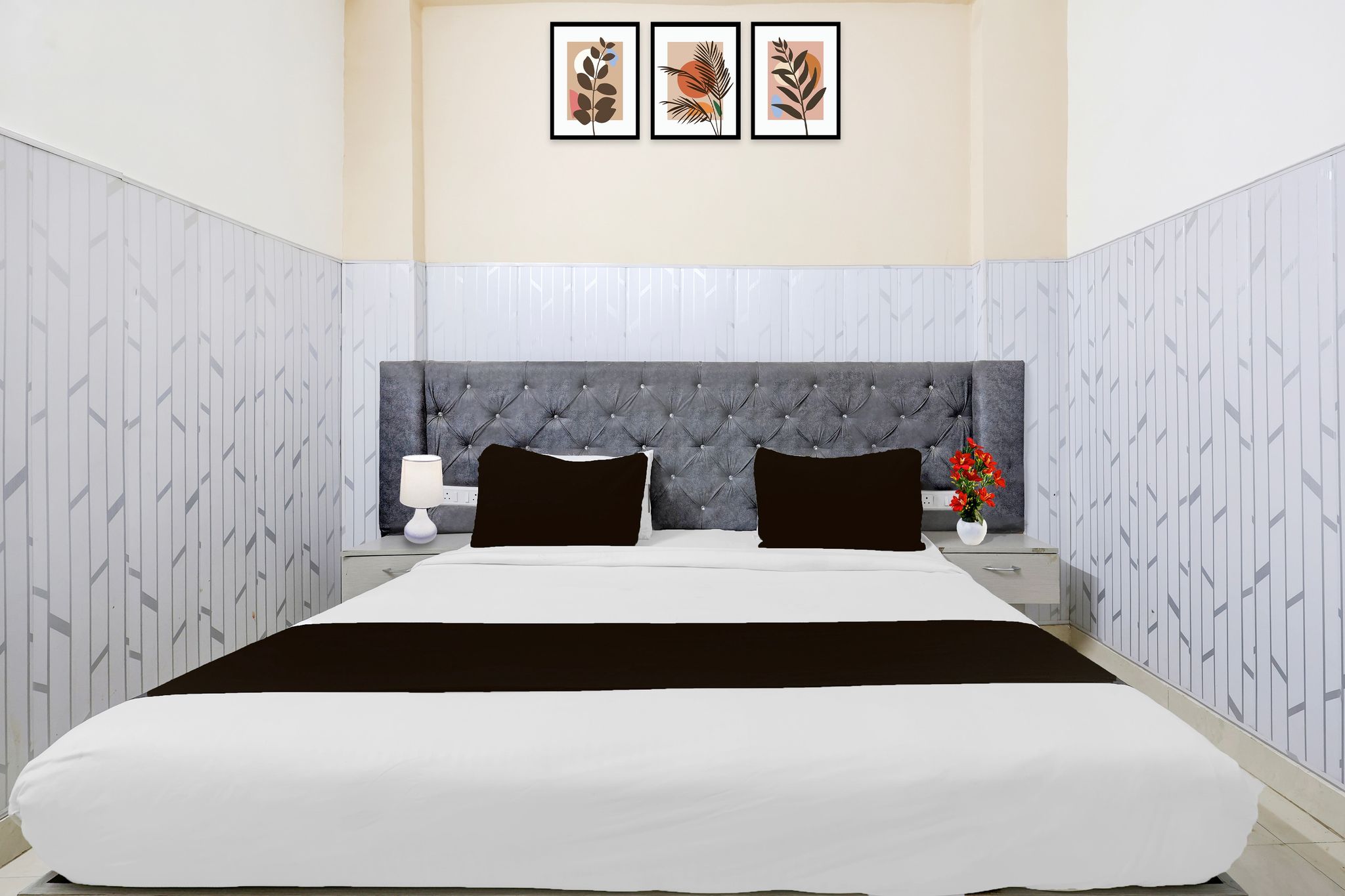 Hotel O Noida Electronic City Metro Station Classic 13