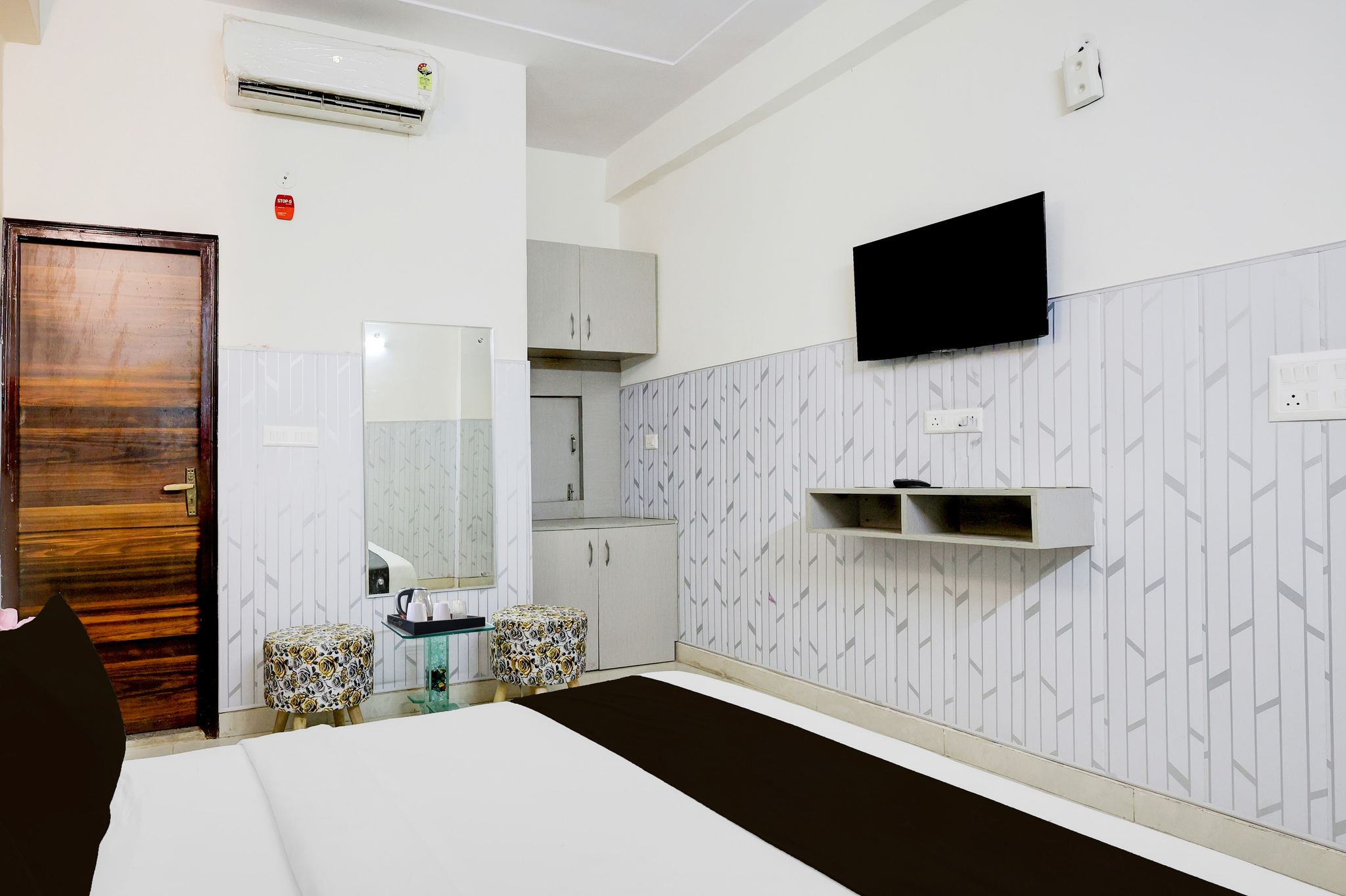 Hotel O Noida Electronic City Metro Station Classic 18