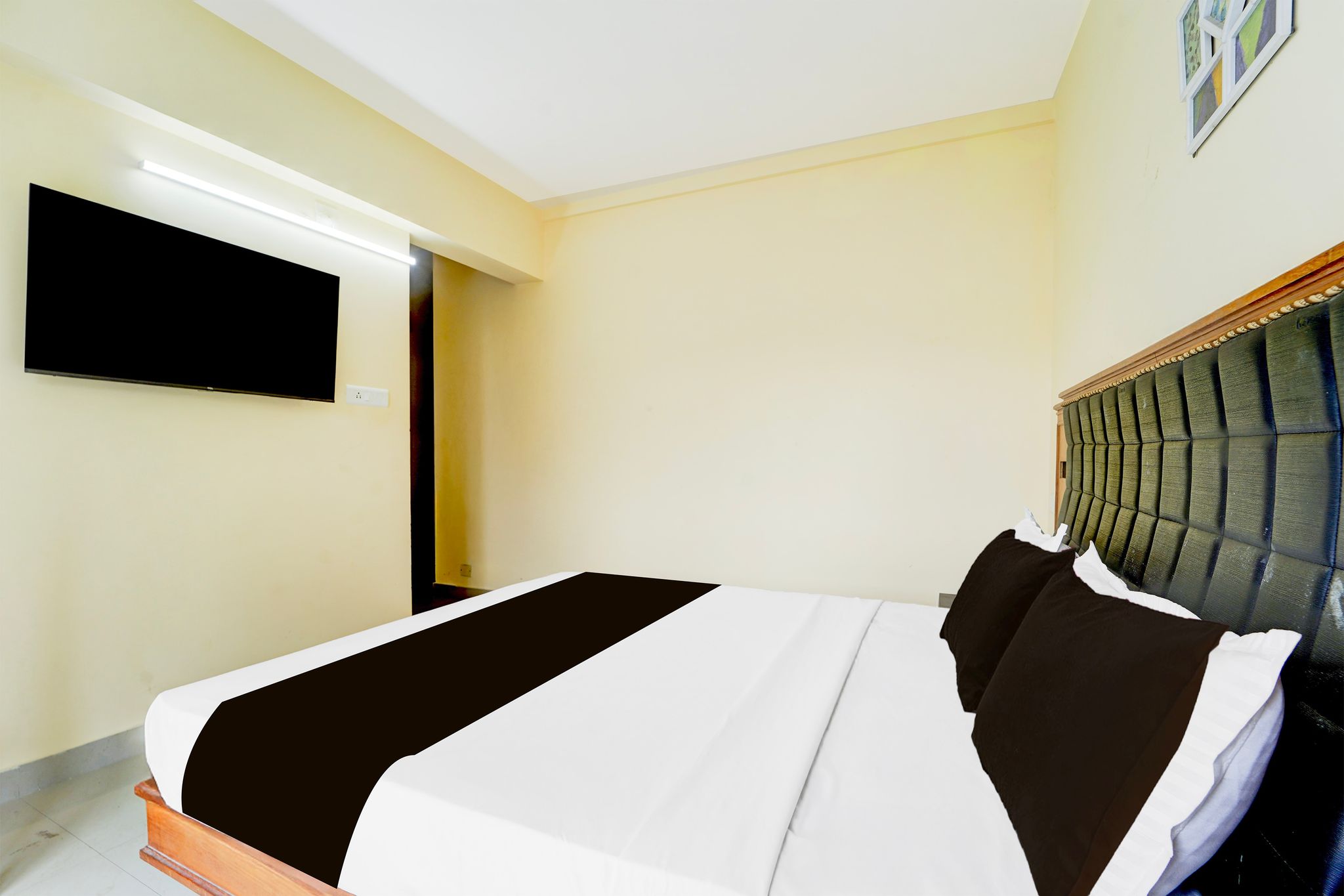 Hotel O Karyavattom Formerly Viswam Greenfield Classic 4