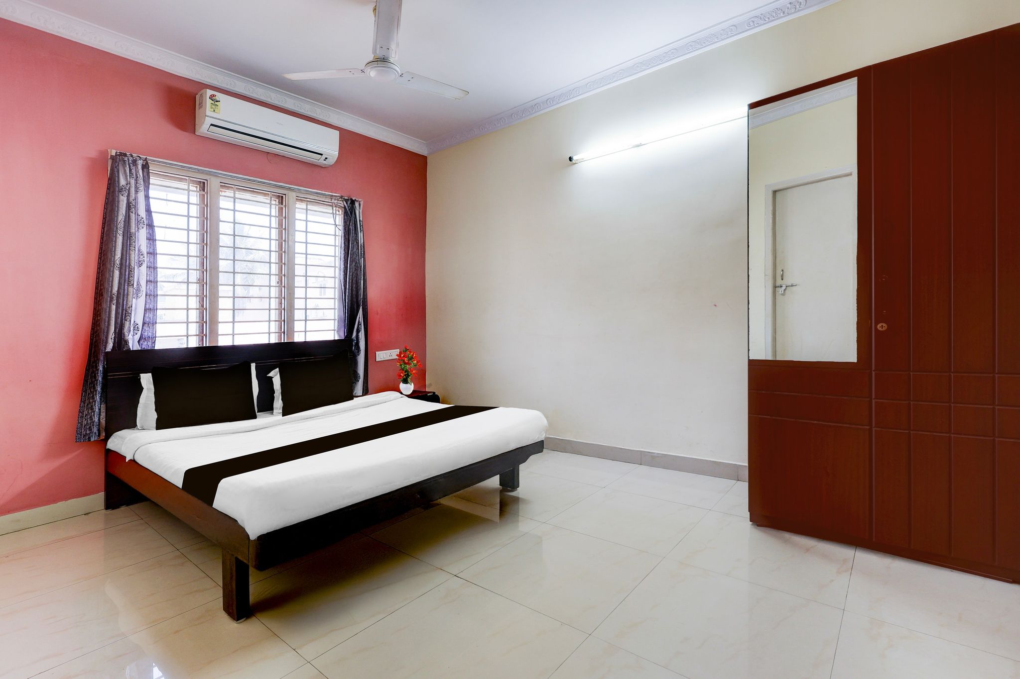 Super Collection O Bhanugudi Junction Kakinada Formerly Stay Inn Luxury Classic 12