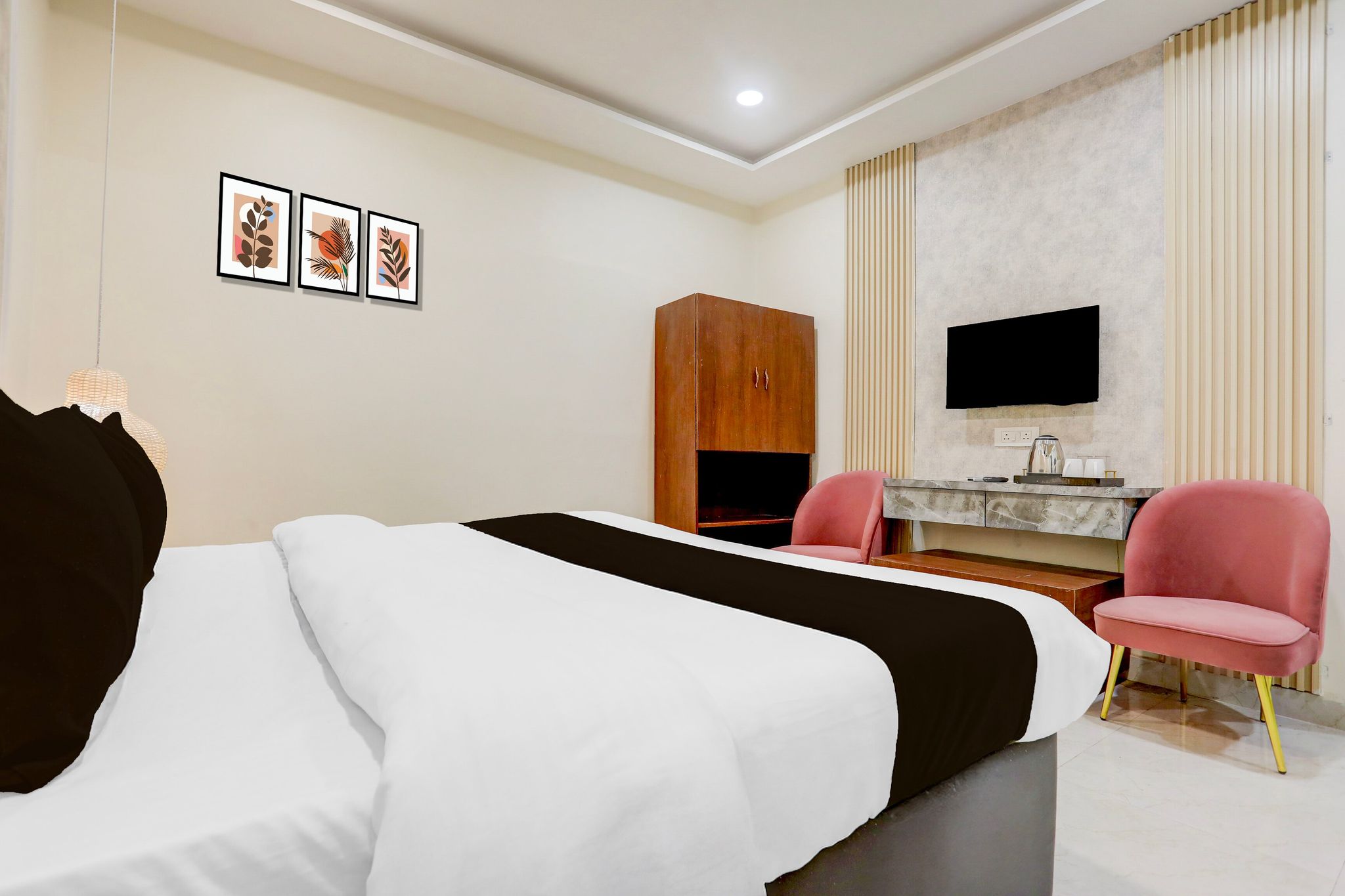 Collection O Tagore Town Prayagraj Formerly Heritage Tagore Classic 13