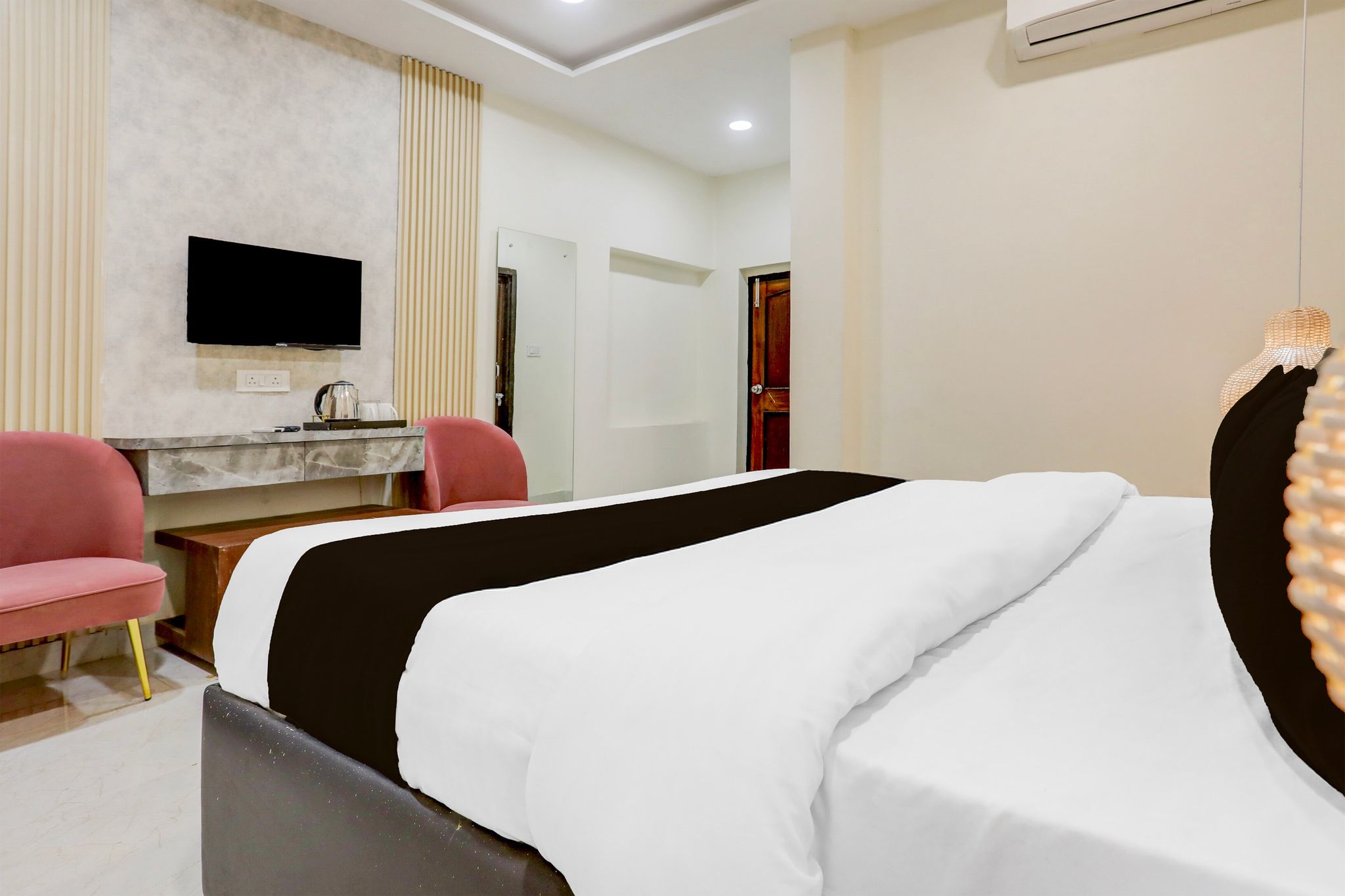 Collection O Tagore Town Prayagraj Formerly Heritage Tagore Classic 14