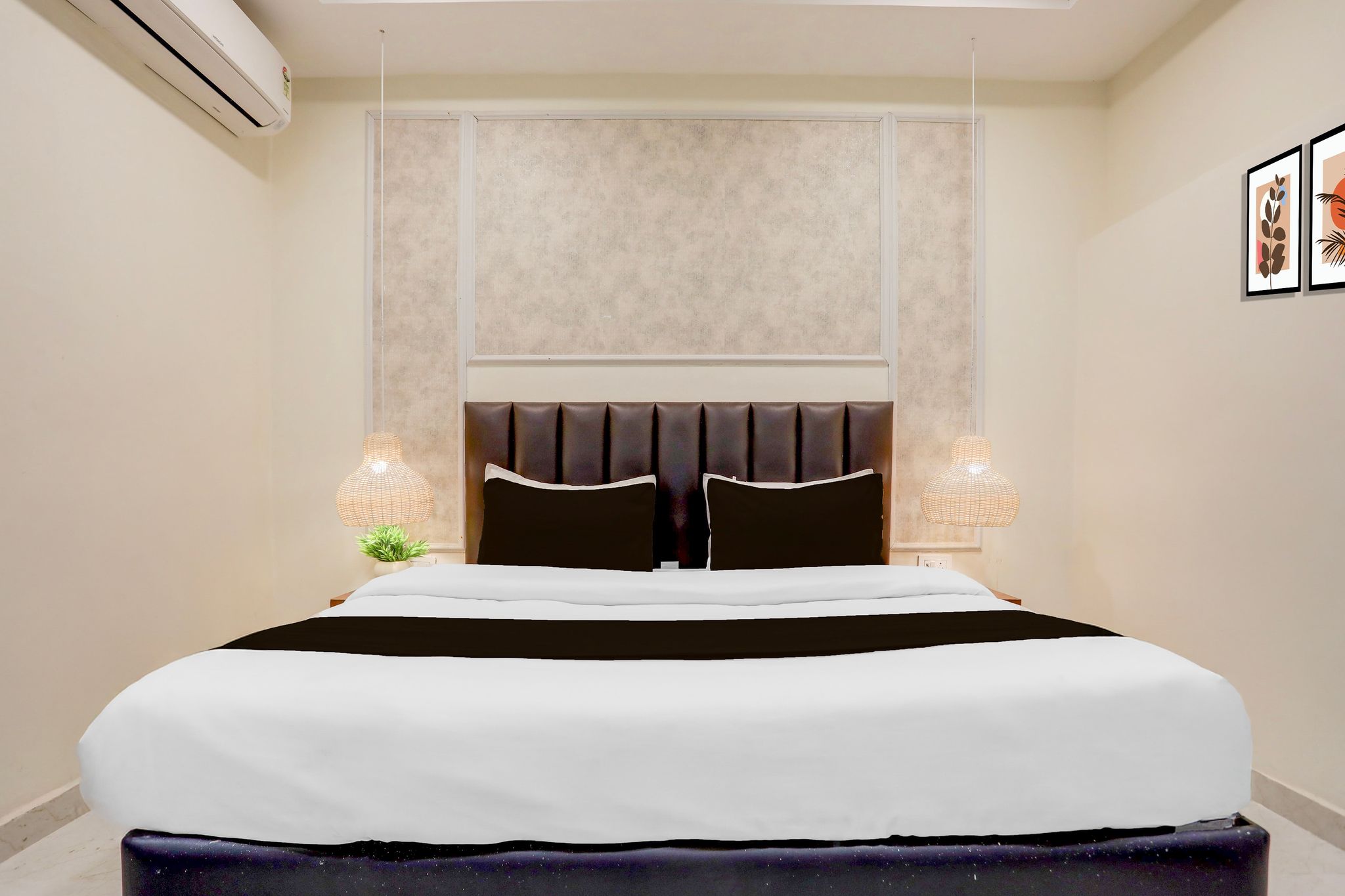 Collection O Tagore Town Prayagraj Formerly Heritage Tagore Classic 11